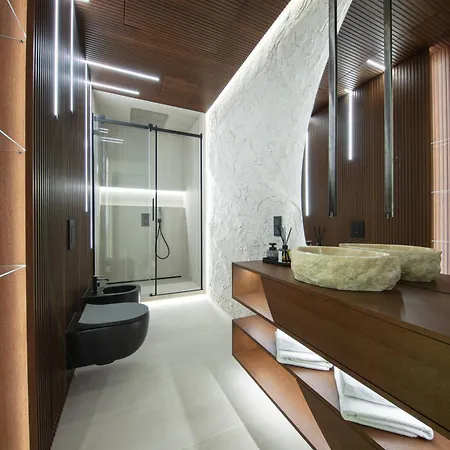 Daire Sky Tower - 48 Pietro Penthousy Z Prywatna - Adult Only