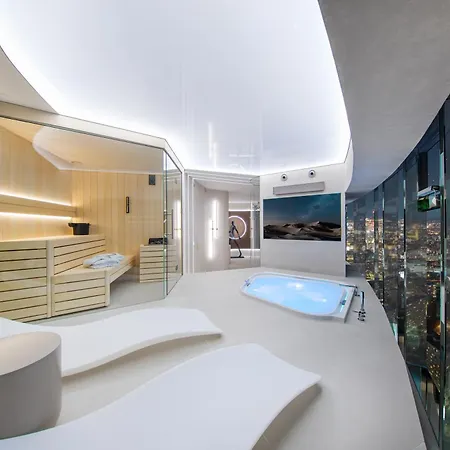 Sky Tower - 48 Pietro Penthousy Z Prywatna - Adult Only Daire Wroclaw