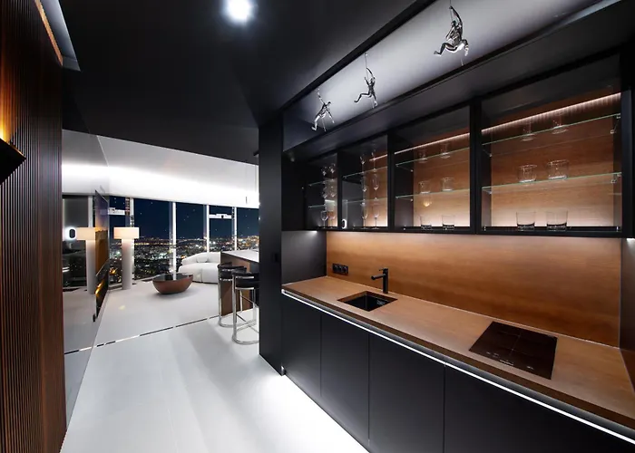 Sky Tower - 48 Pietro Penthousy Z Prywatna - Adult Only * 弗罗茨瓦夫