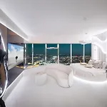 Appartamento Sky Tower - 48 Pietro Penthousy Z Prywatna - Adult Only