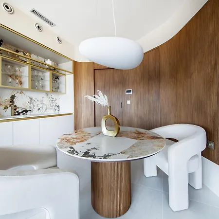Sky Tower - 48 Pietro Penthousy Z Prywatna - Adult Only ヴロツワフ