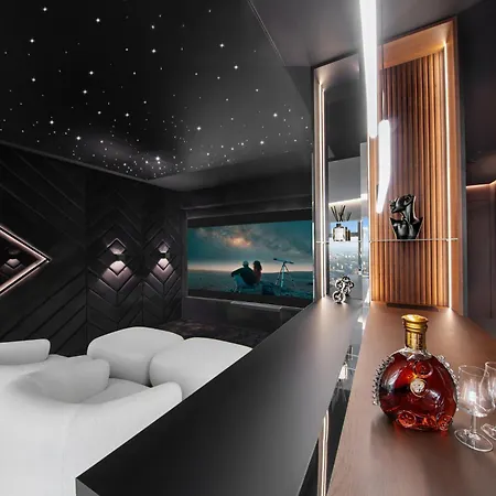 Sky Tower - 48 Piętro Penthousy Z Prywatna - Adult Only