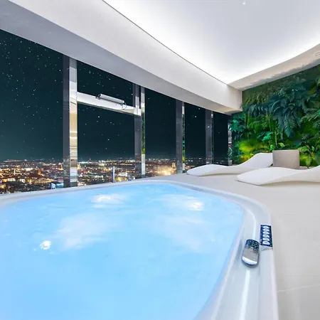 Sky Tower - 48 Piętro Penthousy Z Prywatna - Adult Only