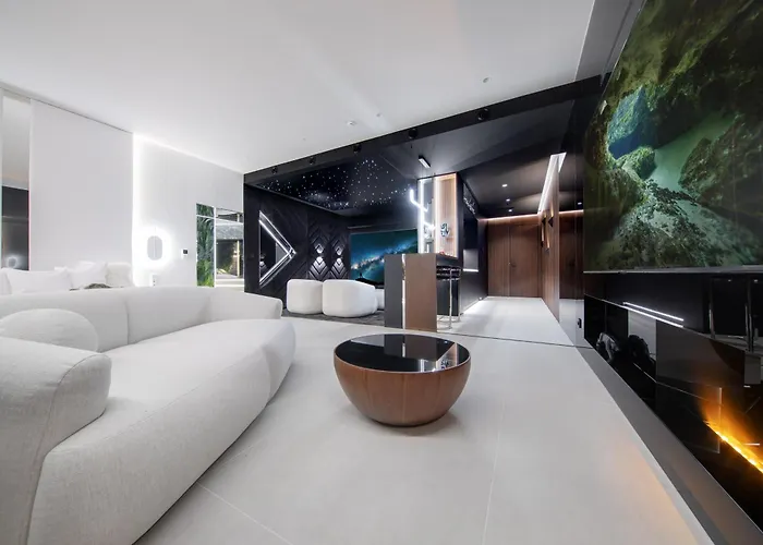 Sky Tower - 48 Pietro Penthousy Z Prywatna - Adult Only Apartment *